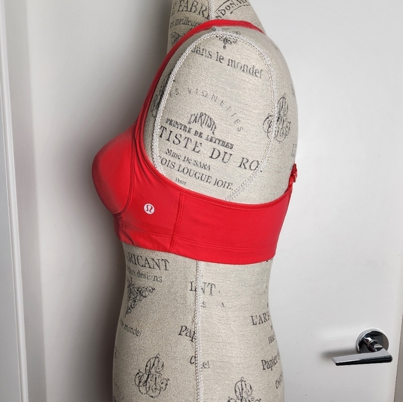 Lululemon TaTa Tamer Sports Bra - Picture 2 of 16